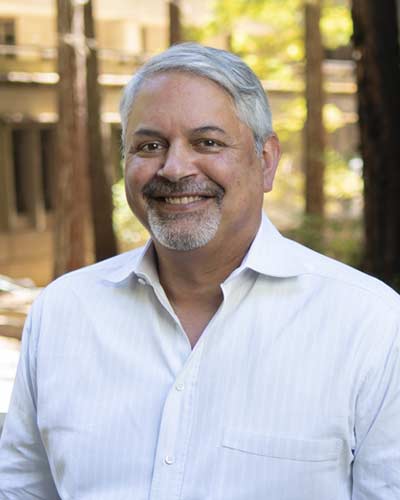 Dard Neuman portrait